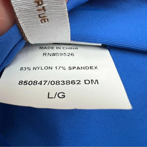 COPY - BECCA Color Code V-Wire One-Piece Swimsuit ultra marine blue womens large - Picture 7 of 11